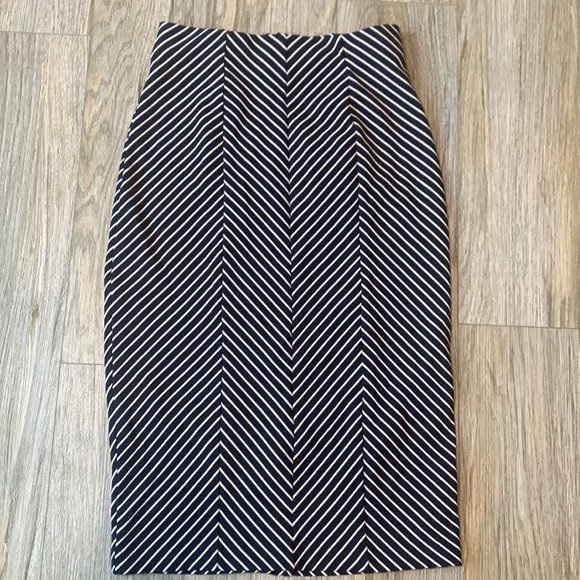 Weston Pencil Skirt - Size XS - Picture 1 of 7